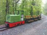 Mit angehängten Personenwagen